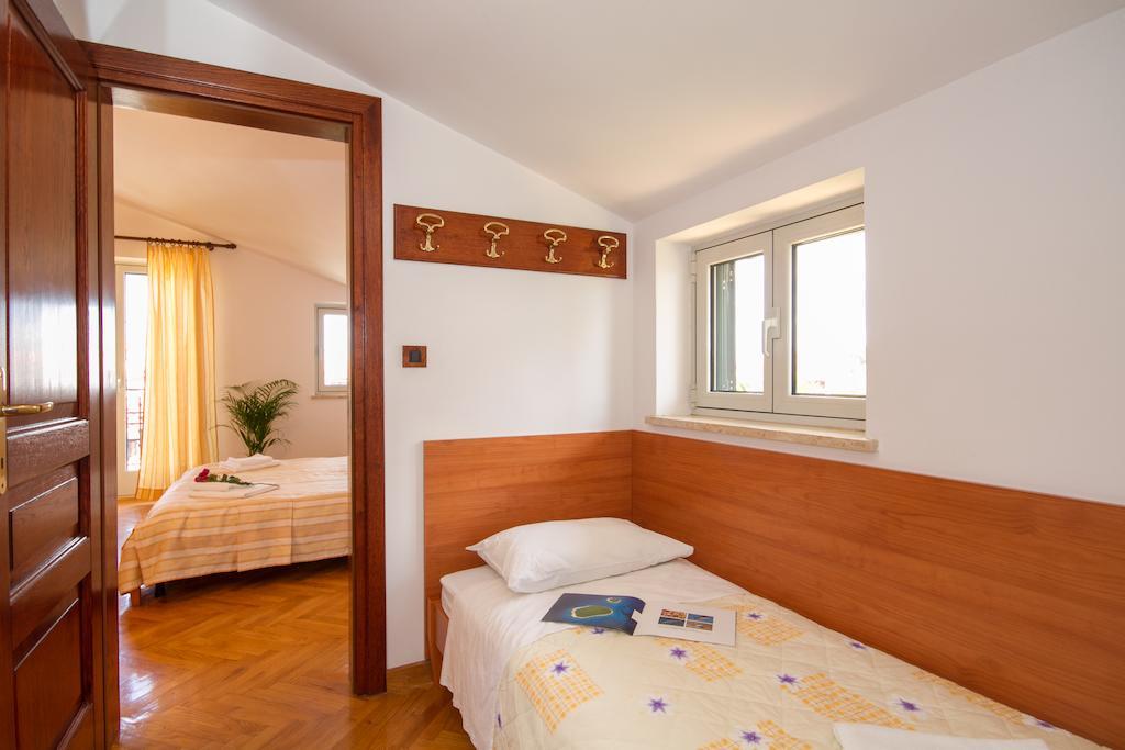 Villa Sveta Eufemija - Bed And Breakfast Rovinj Bilik gambar
